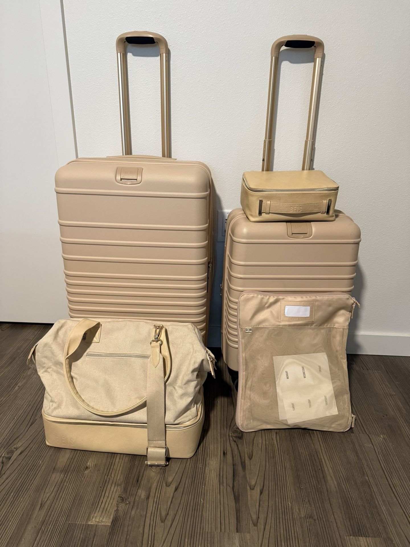 Beige Béis Matching Luggage and Accessories