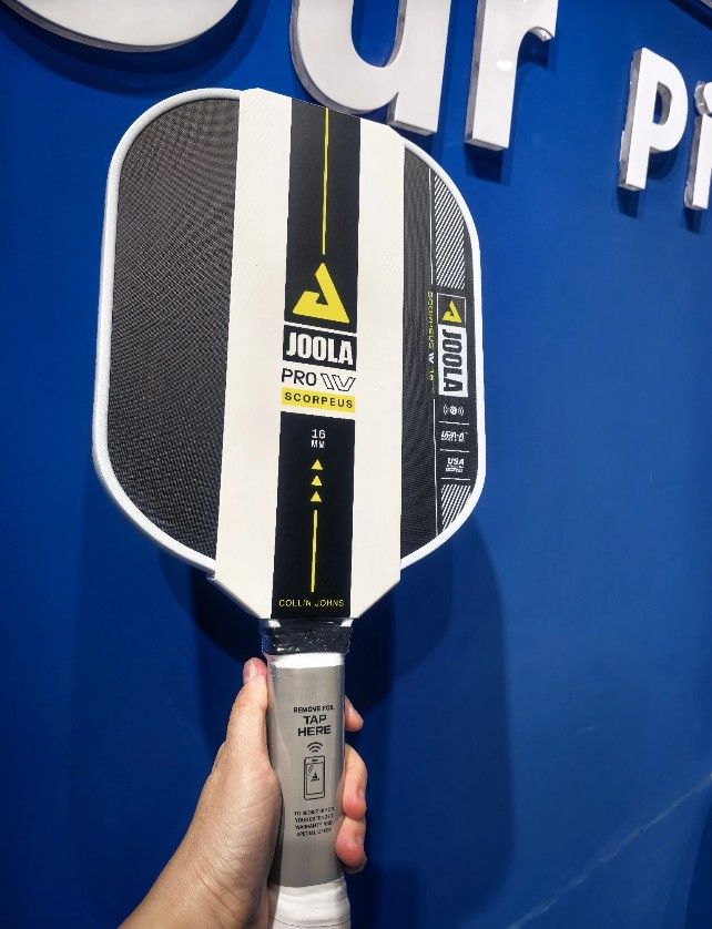 JOOLA Pro Perseus Pickleball Paddle