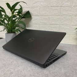 Dell Laptop - Perfect For Everyday Use!