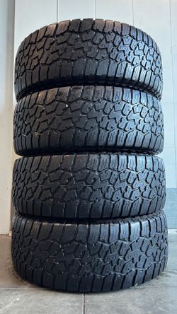 285/70R17 FALKEN WILDPEAK AT AT3W