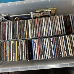 LOT SALE Over 300 CD From 90s Music LIKE 360 CD’s