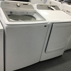 New Scratch And Dent Samsung Washer And Dryer Set. 1 Year Warranty 