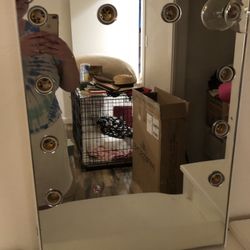 Impressions Vanity Makeup Mirror