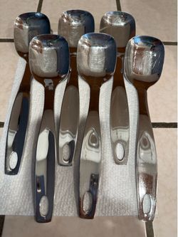 Set of 6 serving spoons