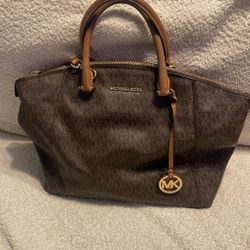 Michael Kors Hand Bag 