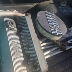 351c Ford Motorsport valve covers and air cleaner