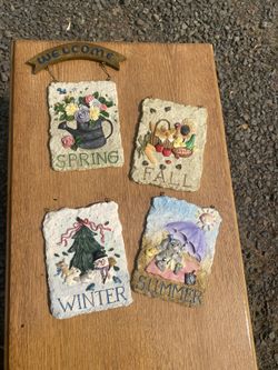 Seasonal Wall Hanging 