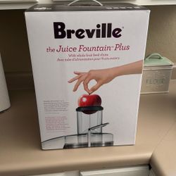 Brand new, still in box Breville Juice Fountain 