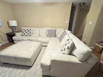 Sectional couch