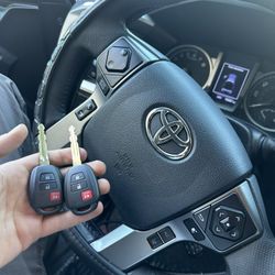 key fobs/ llaves y controles para carros 