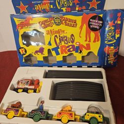 Ringling Bros Barnum & Bailey Animal Circus Train Battery Operated Vintage Toy