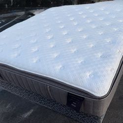 Stearns And Foster Pillow Top Mattress 