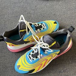 Men Nike React 270 **Sz 13**