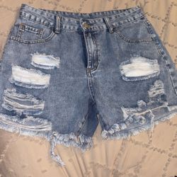 Women Short Size 30