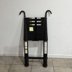 Black Metal 20.3ft Telescopic Ladder New 