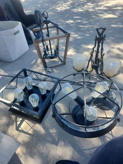 Mixed Lot of 4 Light Fixtures