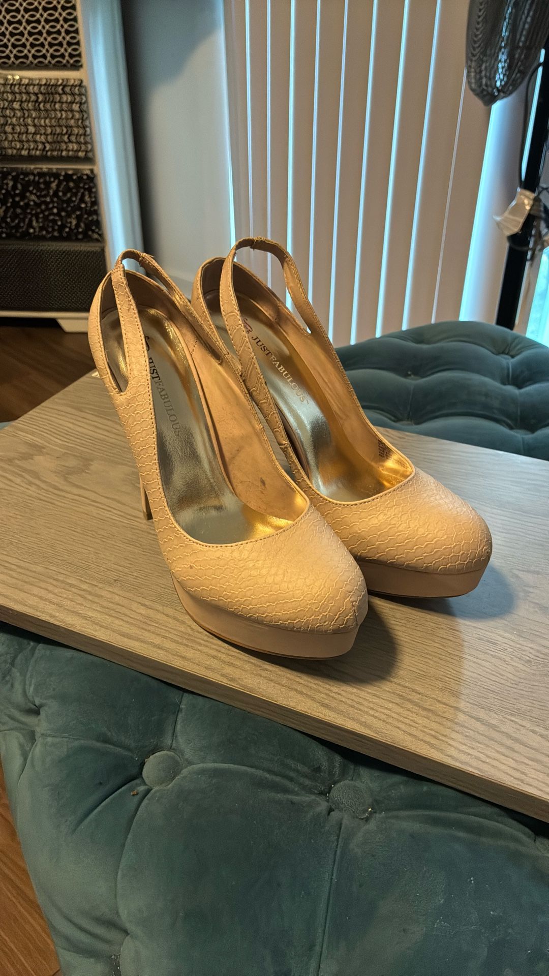 Just Fab Women’s Heels Size 8 1/2 Mauve  Color