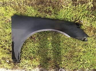 2003-2005 Nissan Altima Passenger Side Fender