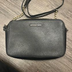 Michael Kors Crossbody Bag