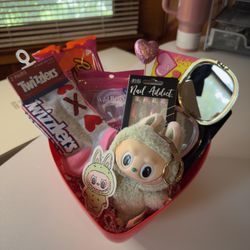 Valentines Day Basket 