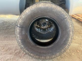 Used Nitto Terra Grappler 35x12.50R 17 tires