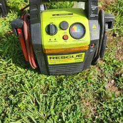 RESCUE 1800 BATTERY JUMPER, JUMP BOX , NEED NEW BATTERY FOR BIG TRUCK