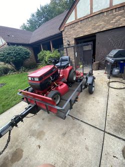Toro Trator With Plow
