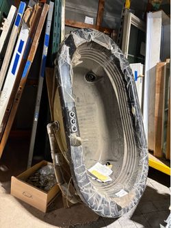 Jacuzzi Whirlpool Tub