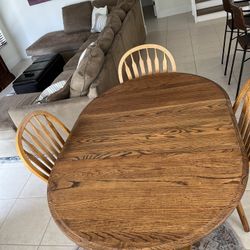 Solid Oak 42” Round 60” Oval (With Leaf) Dining Set With Four Chairs