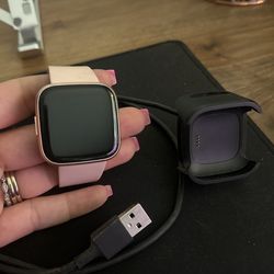 Fit Bit Versa2 - Rose Gold