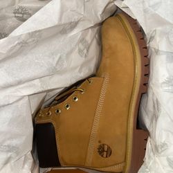 RETAIL $190+ Timberland Premium 6 in Waterproof Boot Wheat Nubuck