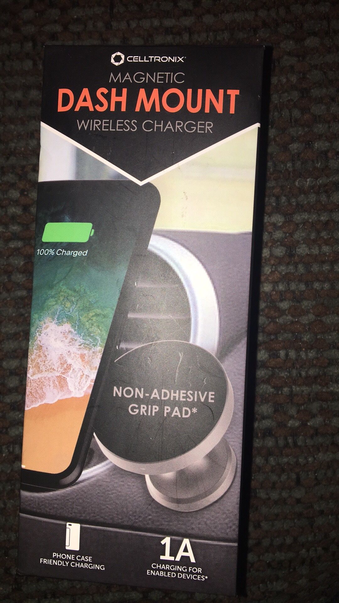 Celltronix magnetic dash mount/wireless charger