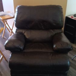 Couch Loveseat Rocker Couch Reclines  Great For Man Cave