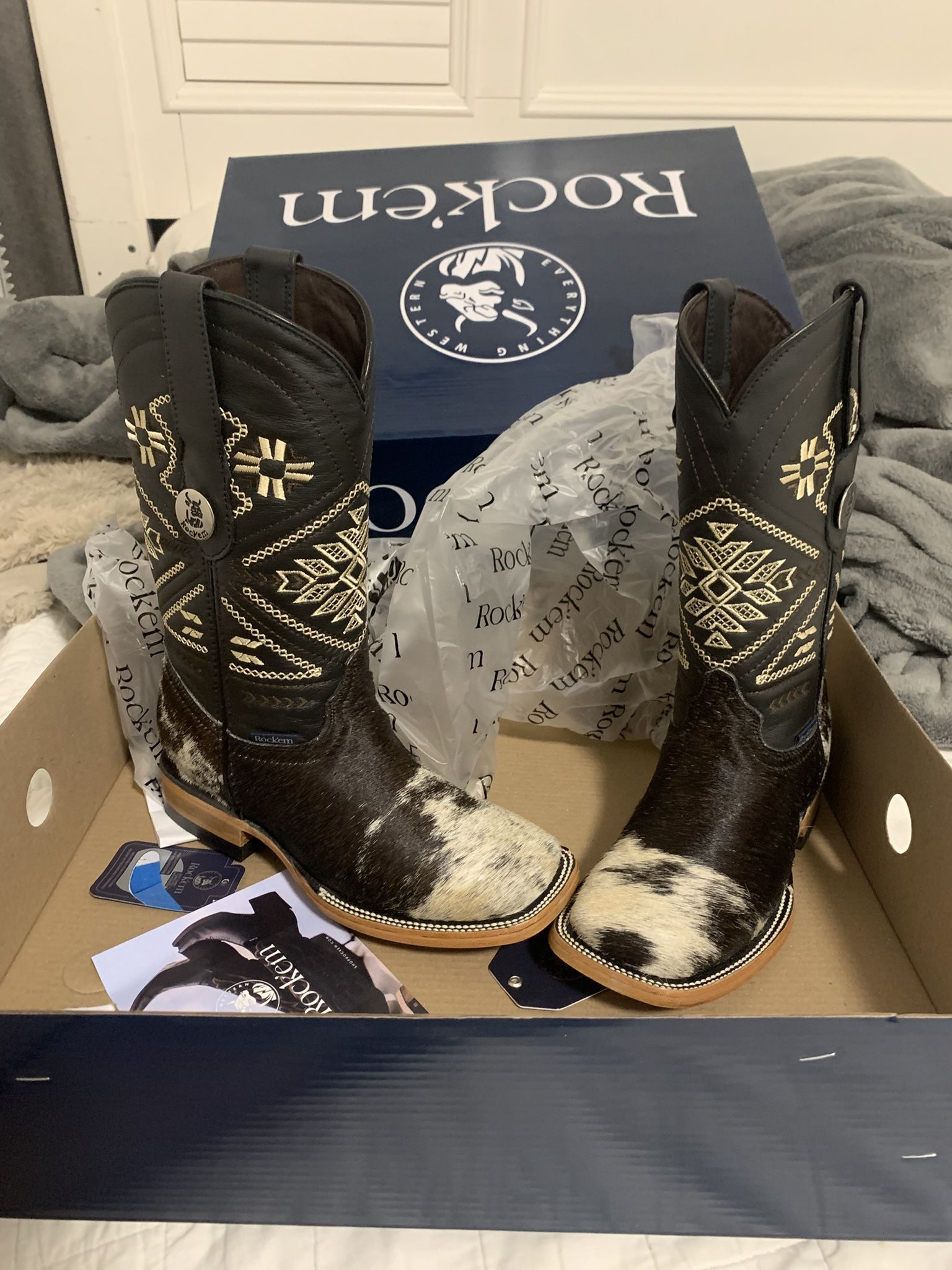 Cowhide squared toe boots womens
