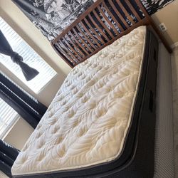 Twin Bed With Frame And Baseboard 