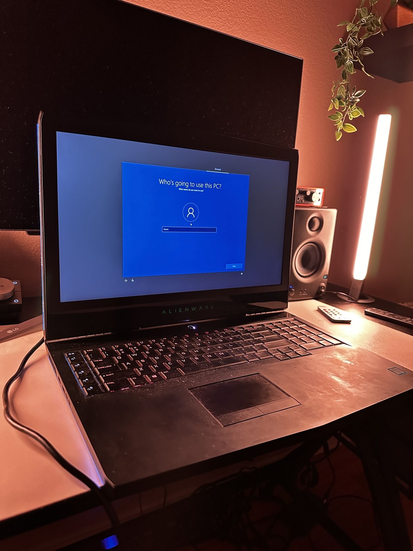 Dell Alienware R17 M5