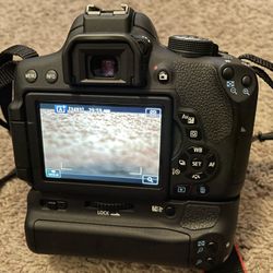 Canon Rebel T6i & Battery Grip