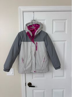 Girl size 10/12 beautiful Eddie Bauer three in One ski/snowboard jacket like new condition