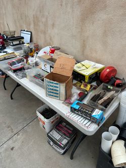 Garage Sale SUN 6/7 8AM-12PM Clairemont 92117