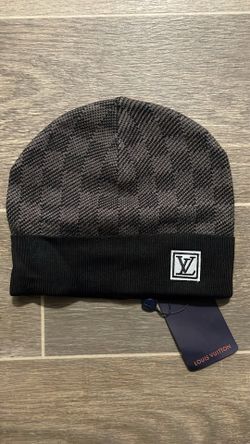 Black beanie