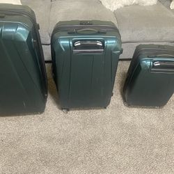 Samsonite suitcases set of 3