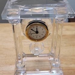 Desktop Crystal Clock