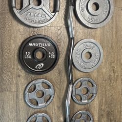 NEW Olympic Curl Bar With Pairs From 5s To 25s [total: 105 lbs)