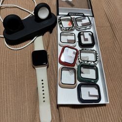 Apple Watch SE 40MM With Charger And Cases