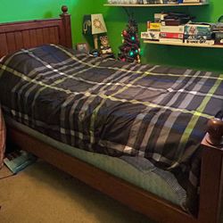 TWIN HEAD AND FOOT BOARD SET