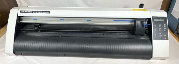 Graphtec CE5000-60 Vinyl Cutter Cutting Plotter No Stand Powers On See Description