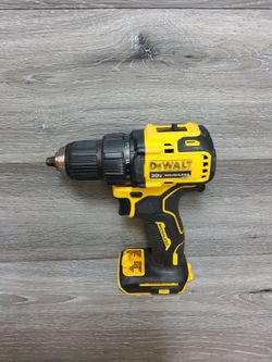 Dewalt atomic compact dcd708 Brushless 1/2" Cordless Drill Driver Tool only