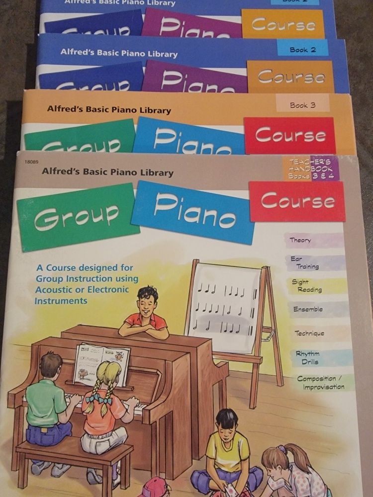 Group Piano Course 