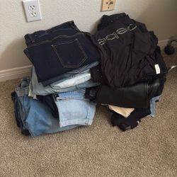 Women’s  Clothing  Sizes 18-20  