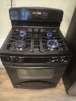 Gas stove / oven